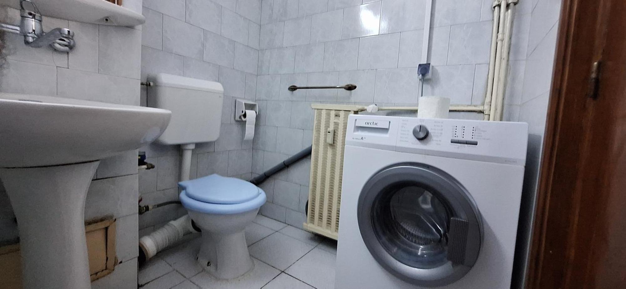 Central Residence بلوييست المظهر الخارجي الصورة